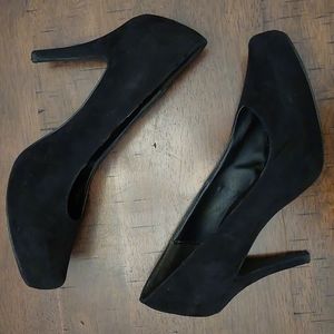 Call It Spring Black Faux Suede Pumps